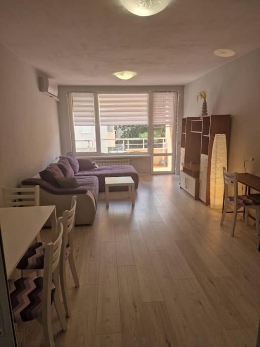 Cozy Central Apartment In Outskirts Of Old 索菲亞 外观 照片